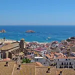 Lets Holidays Incredible With Amazing Views Tossa de Mar